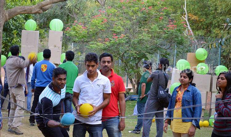 Guhantara Resort: Water Volleyball
