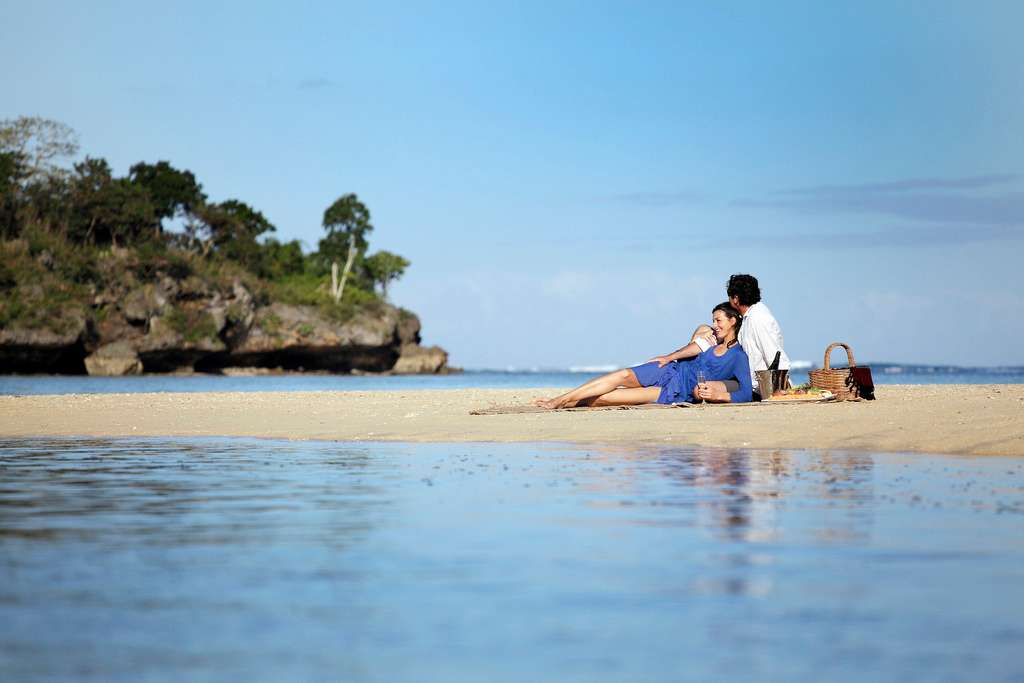 Fiji Honeymoon Tour: an Island with a Romantic Extravaganza