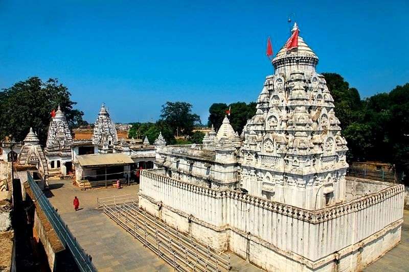 Shri Rajiv Lochan Mandir