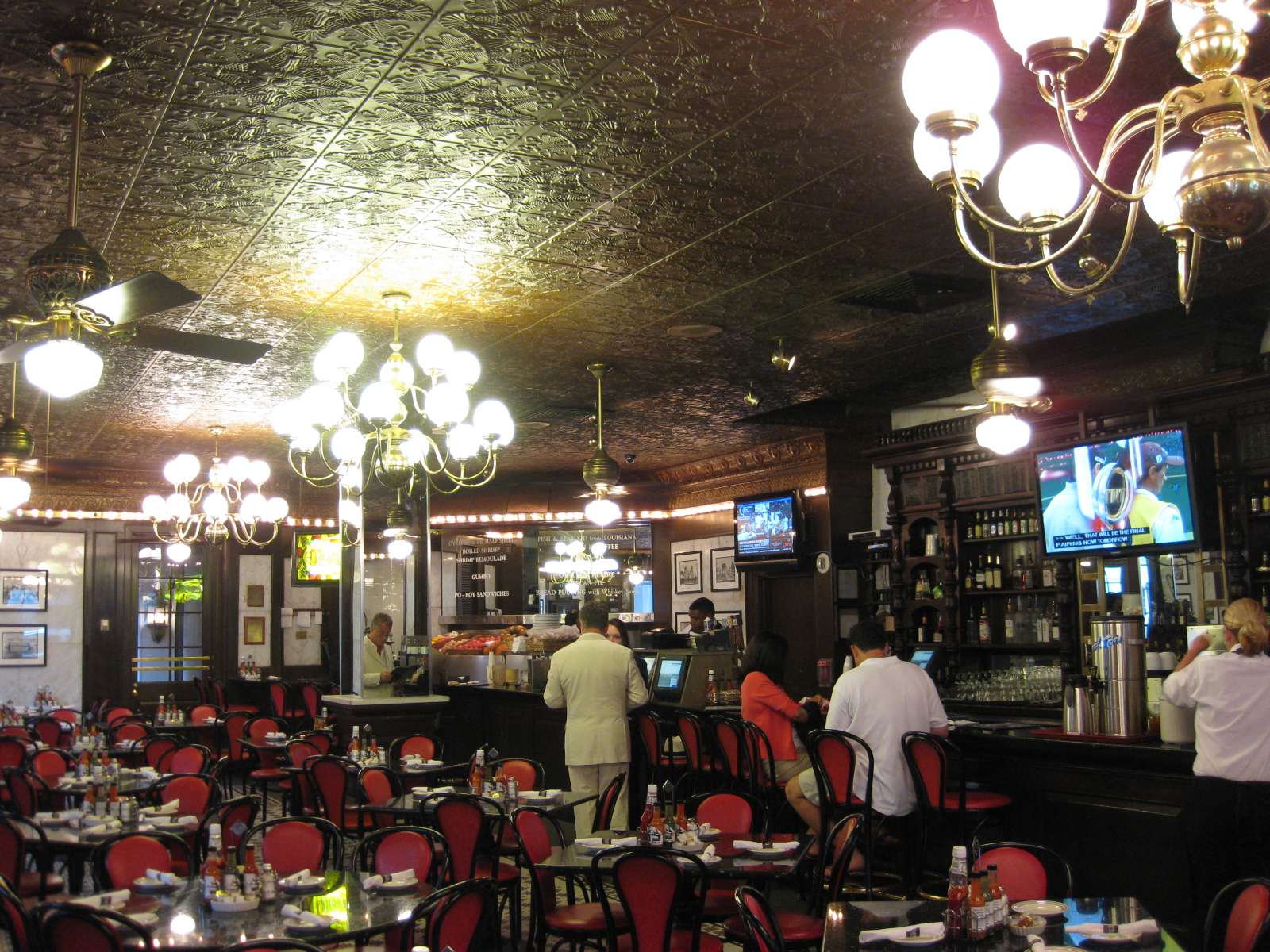 Sharky Bar & Restaurant