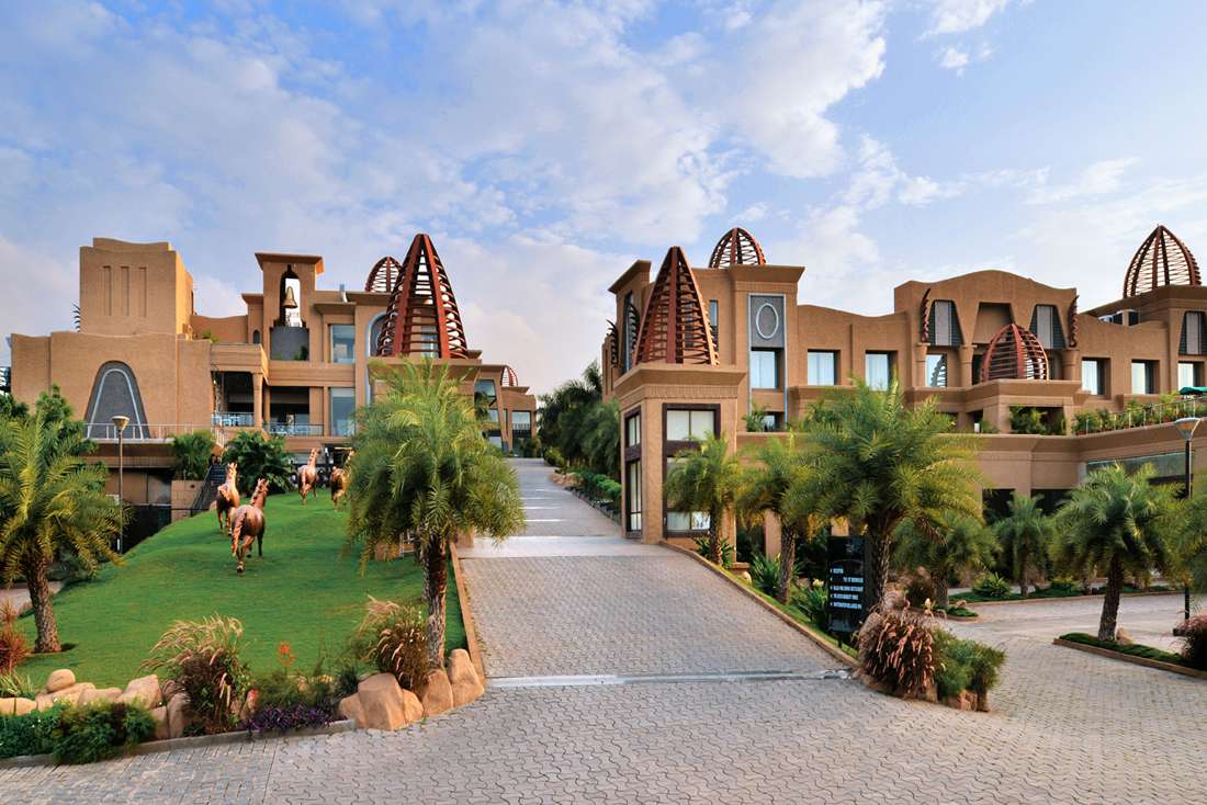 Corinthians Resort in Pune Day Out @ Flat 35% off