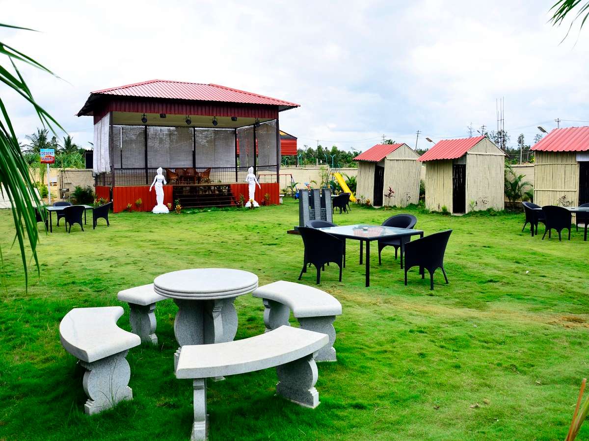 Full 2 Fun Holiday Resort