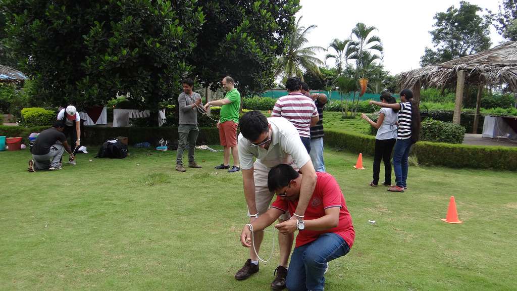 Golden Palms Resort: Treasure Hunt