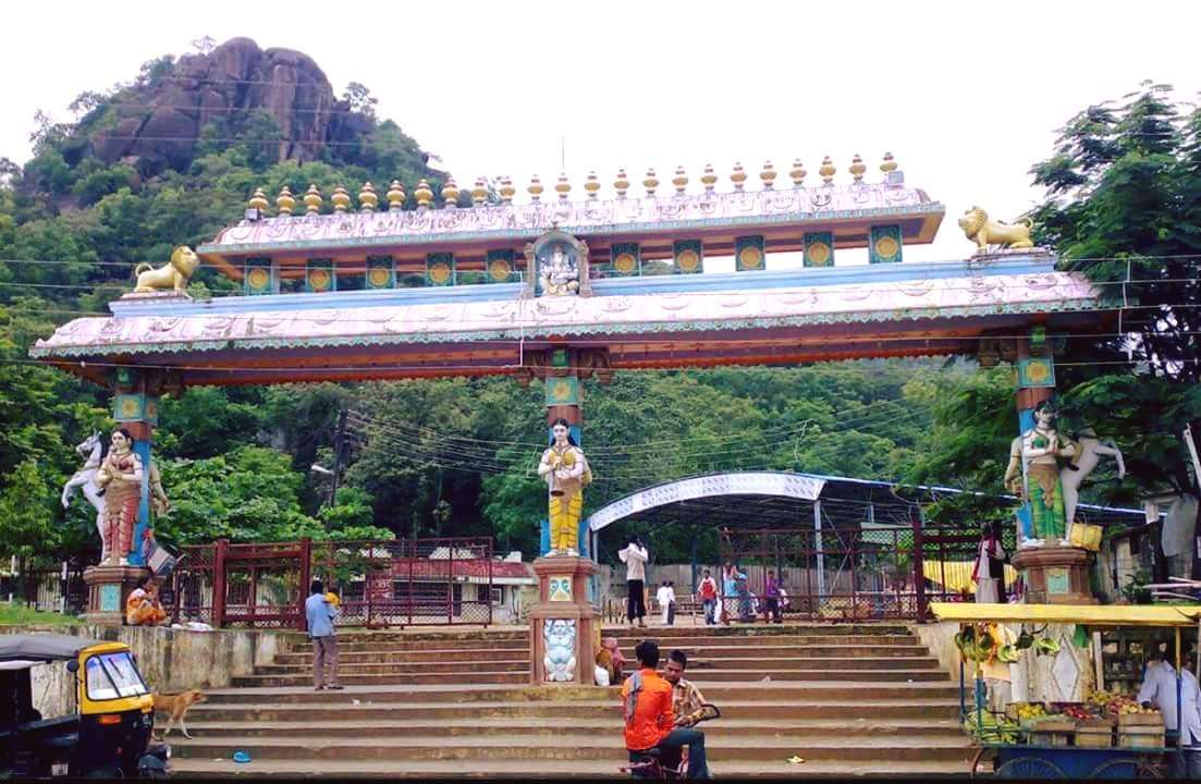 Maa Bamleshwari Devi, Dongargarh