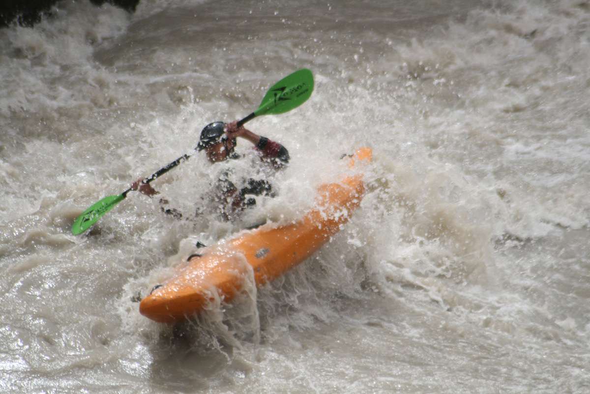 Things to Carry for River Rafting in Leh