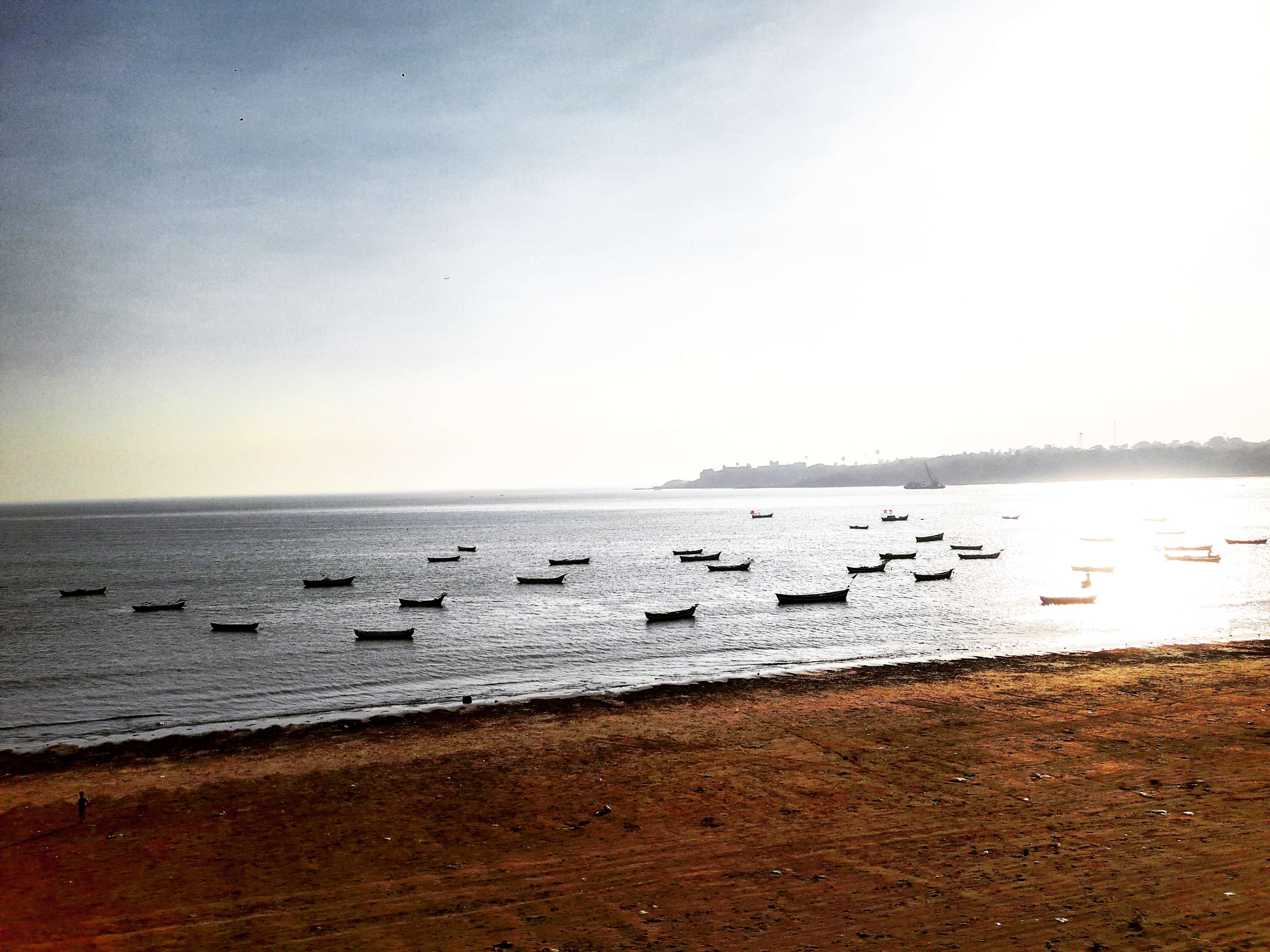Versova Beach (7 km from Mumbai Airport)