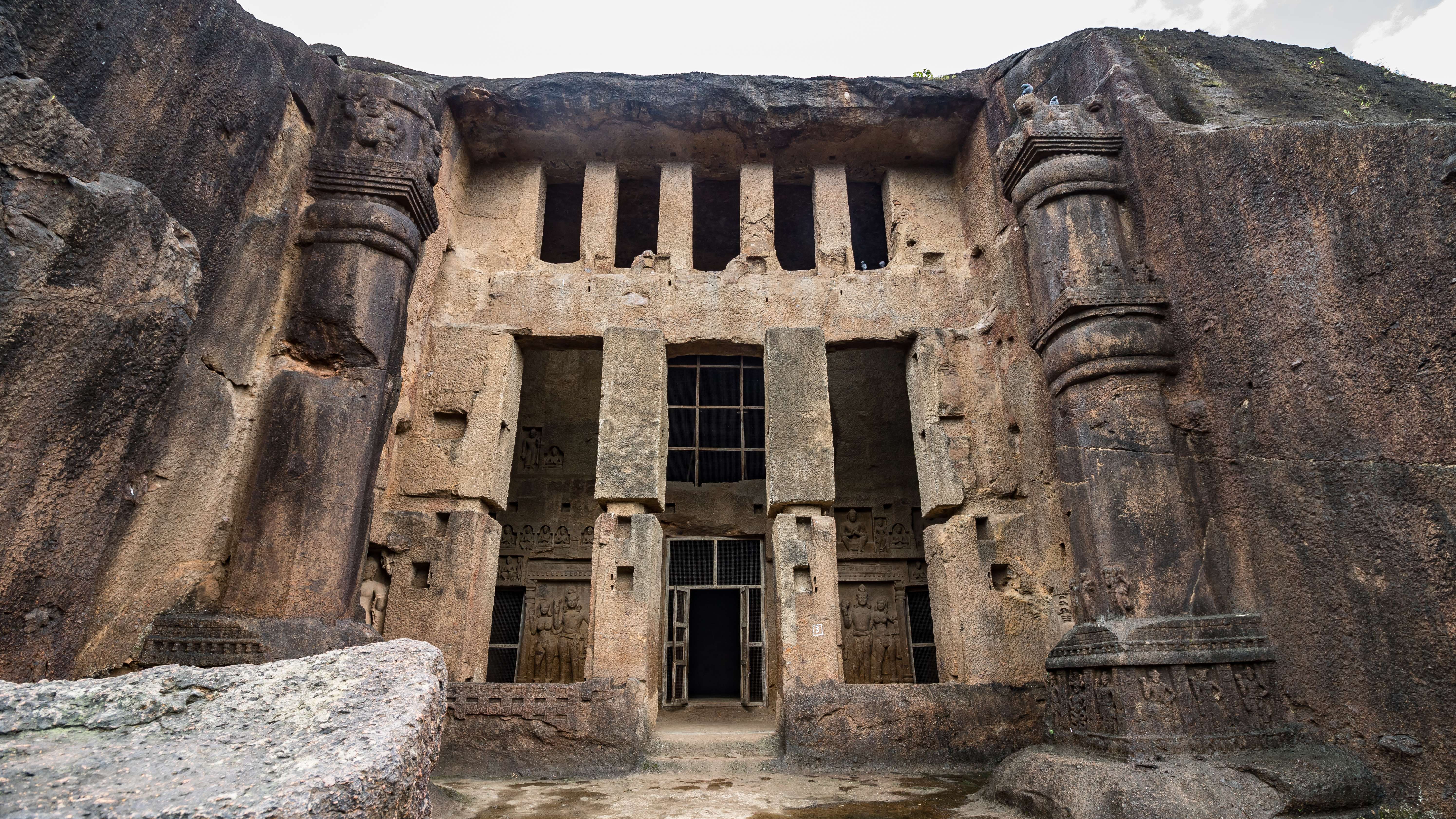 Kanheri Caves (23 km from Mumbai Airport)