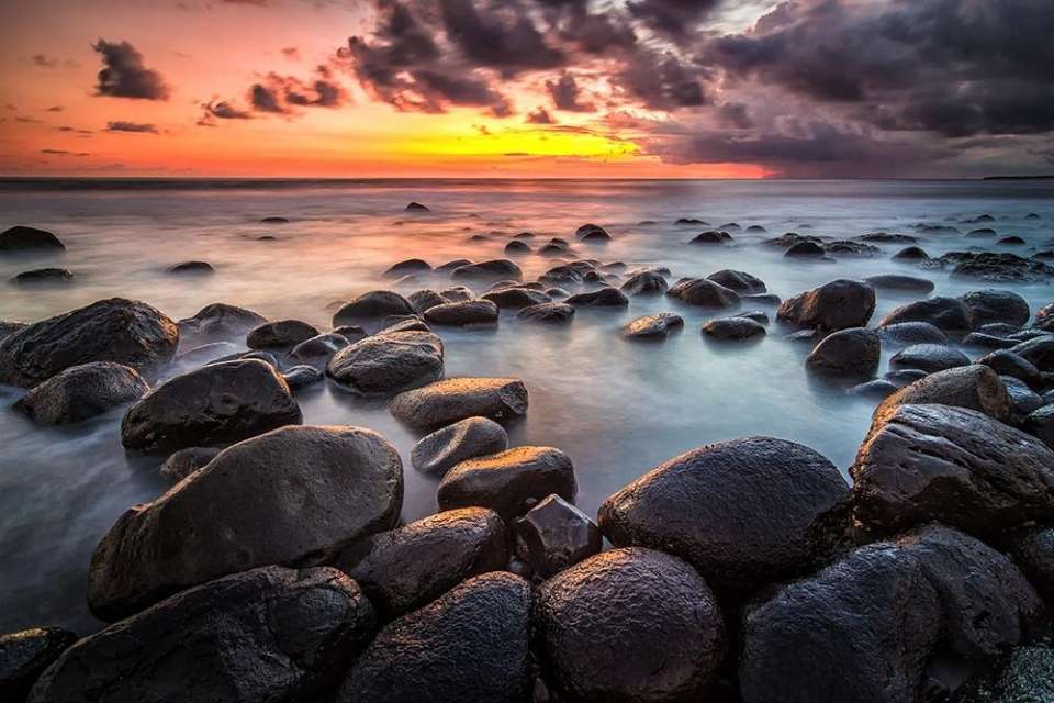 Watch the Sunset from Yeh Leh Boulder Beach