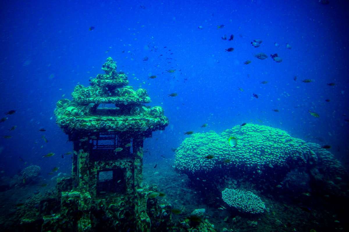 Explore the Pemuteran Hidden Underwater Temple
