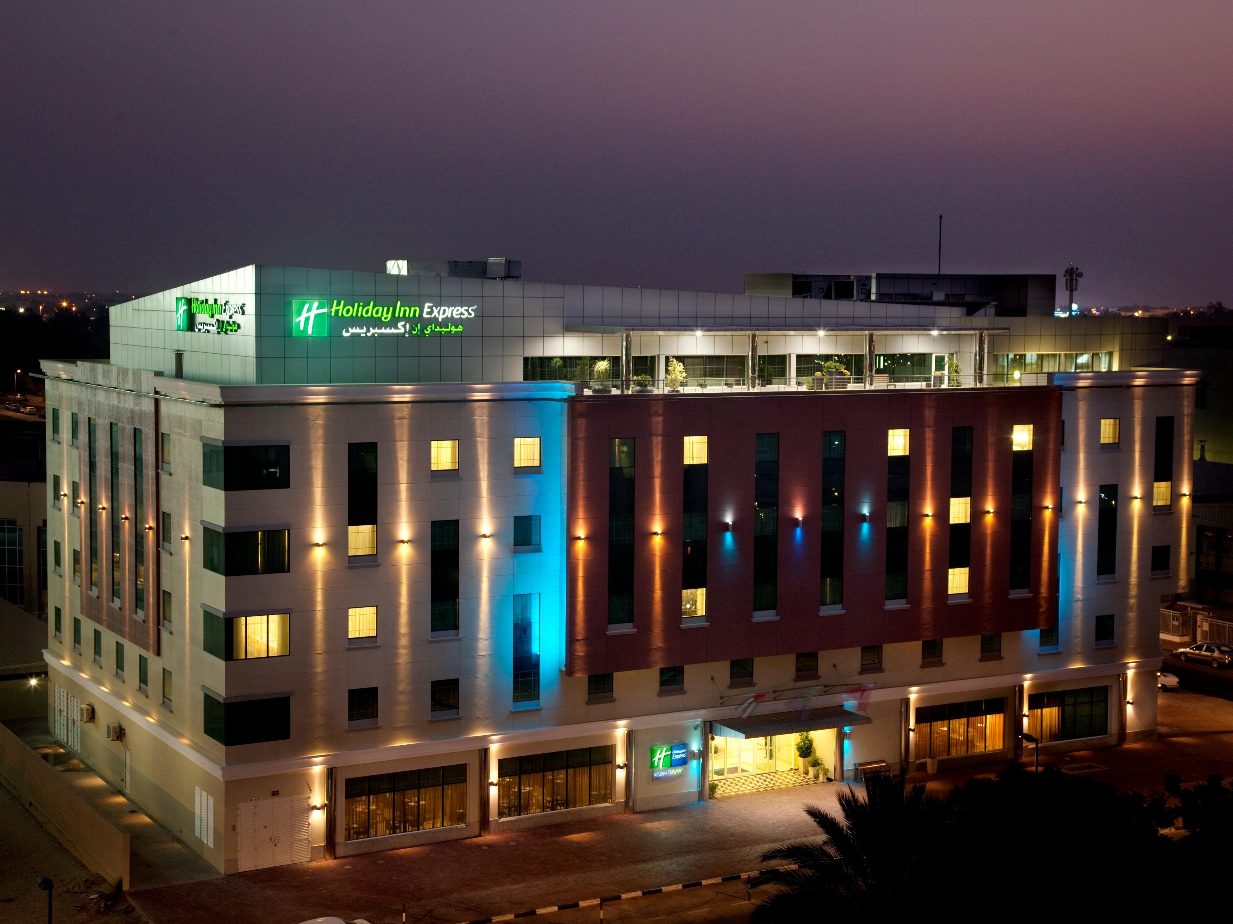 Holiday Inn Express Dubai, Jumeira