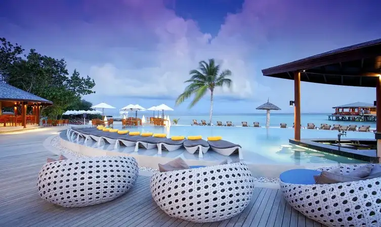 Centara Ras Fushi Resort & Spa