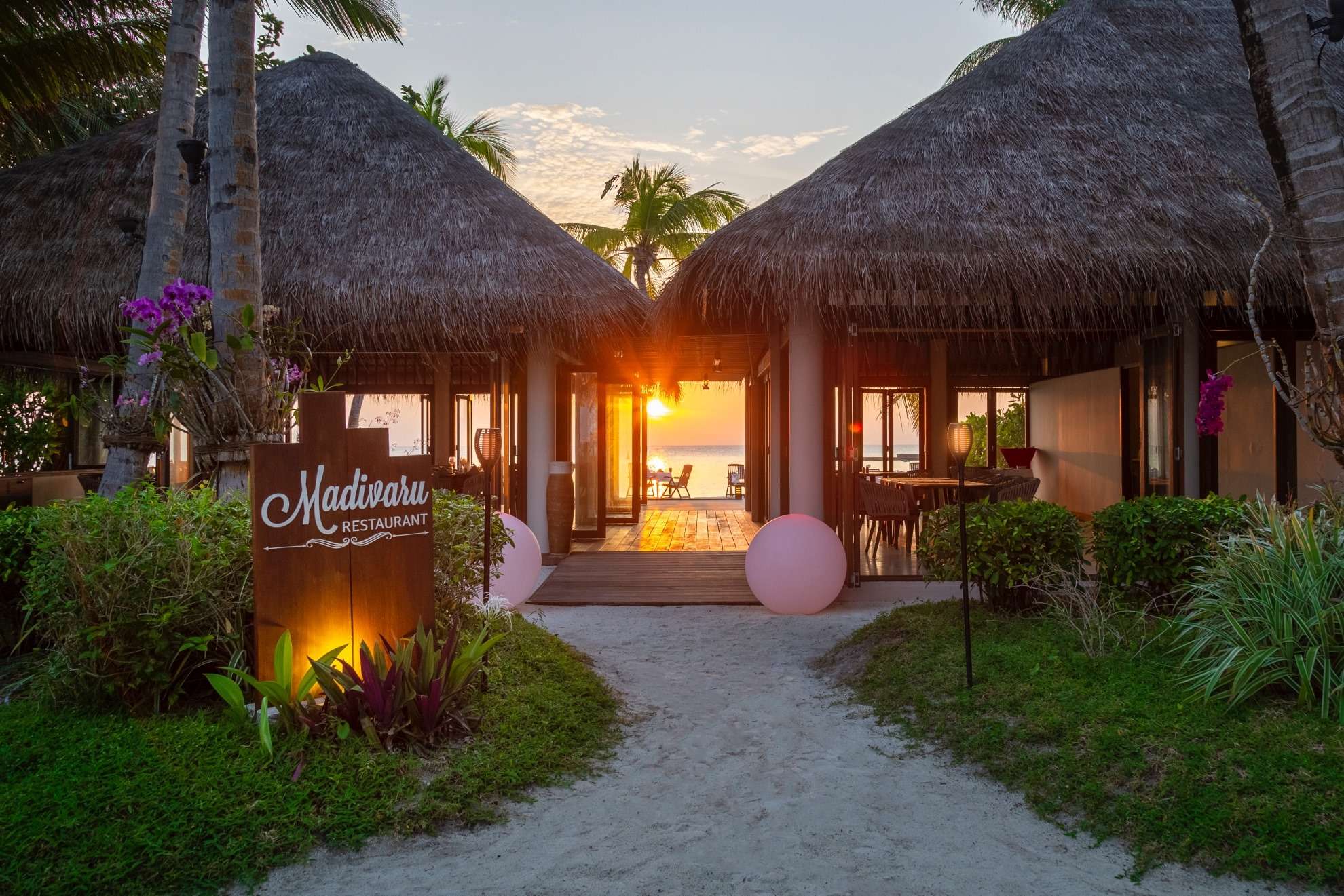 Veligandu Island Resort