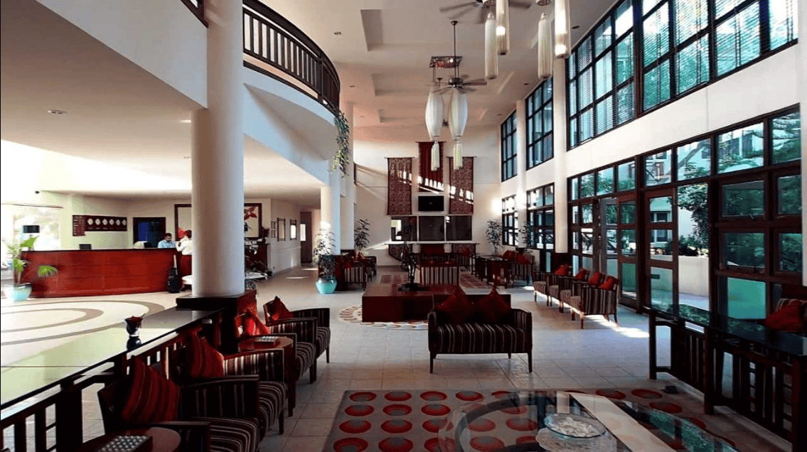 Hulhule Island Hotel