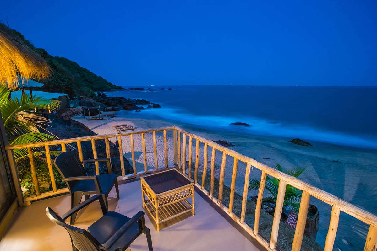 Dwarka Eco Beach Resort, Cola