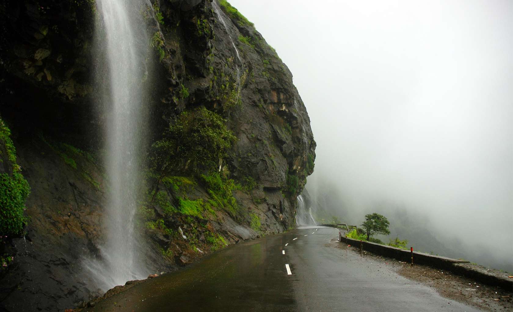 Malshej Ghat (126 Km from Mumbai)