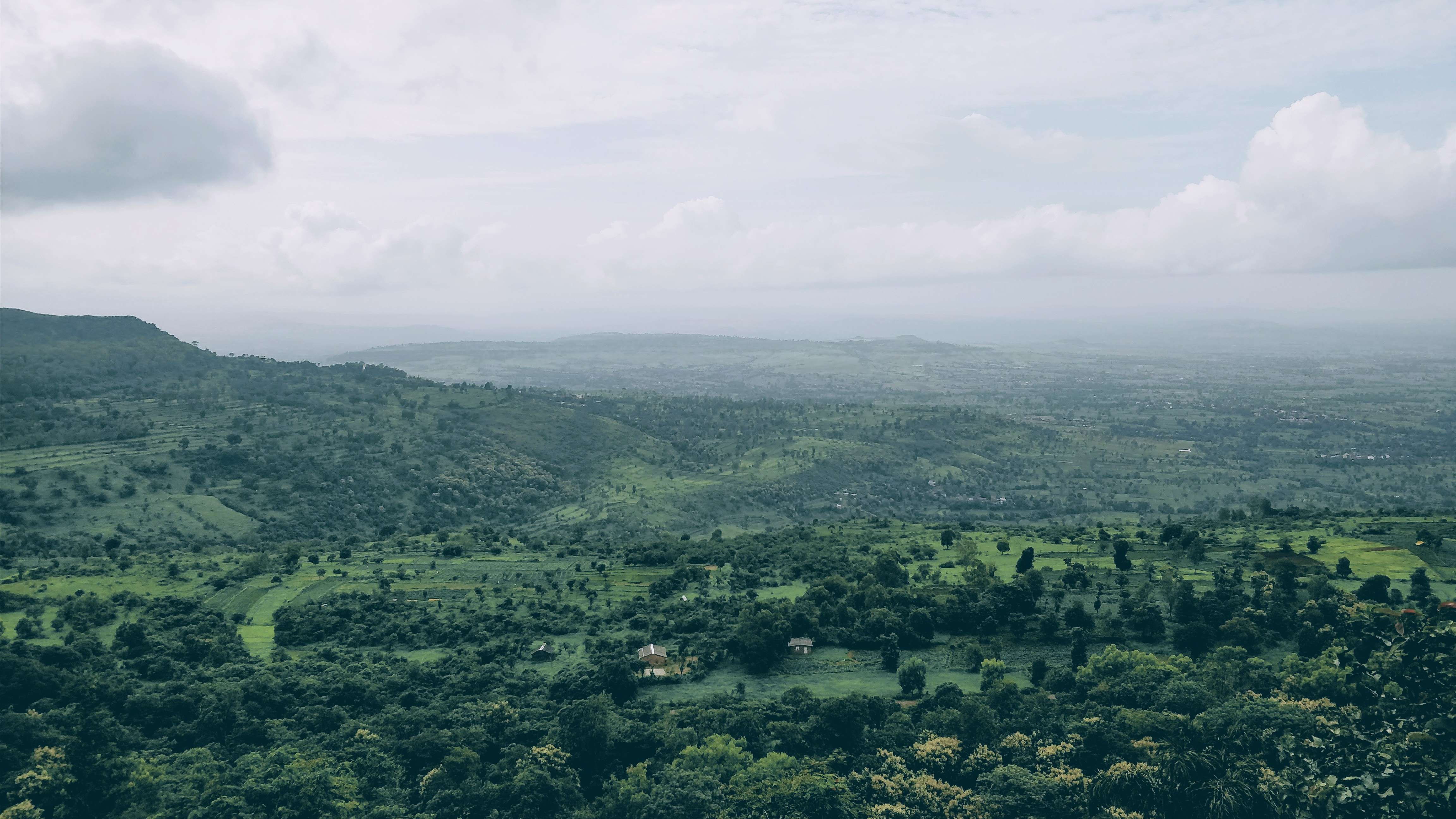 Panhala (374 Km from Mumbai)
