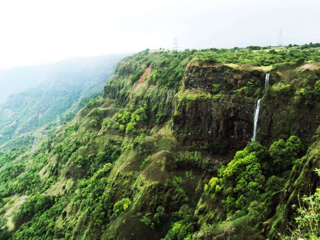 Amboli (491 Km from Mumbai)