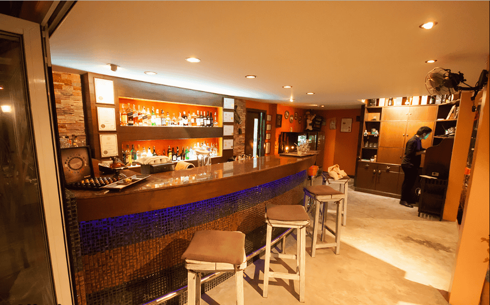 Ocean 11 Restaurant & Lounge