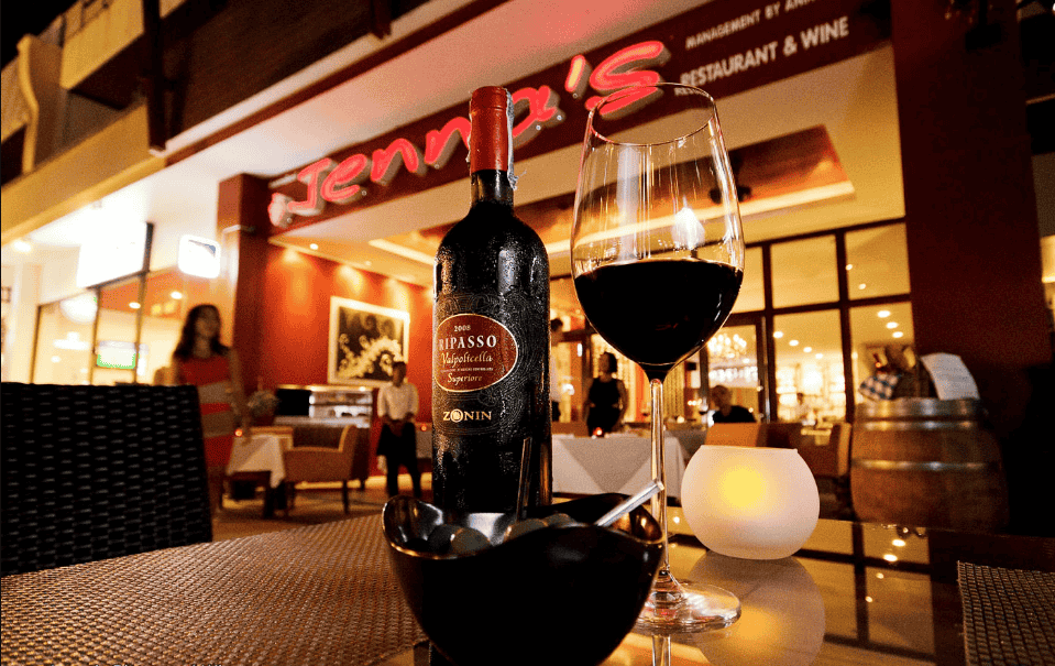 Jenna’s Fine Wine & Bistro