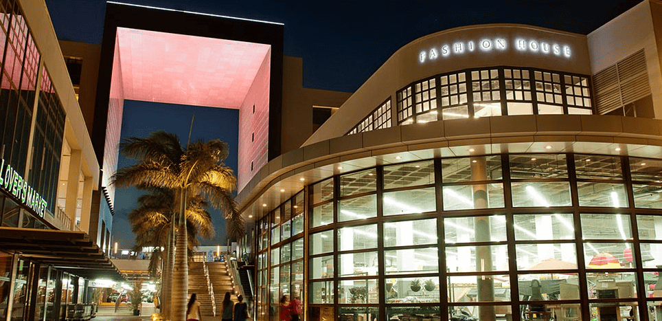 Grand Baie Store Plaza