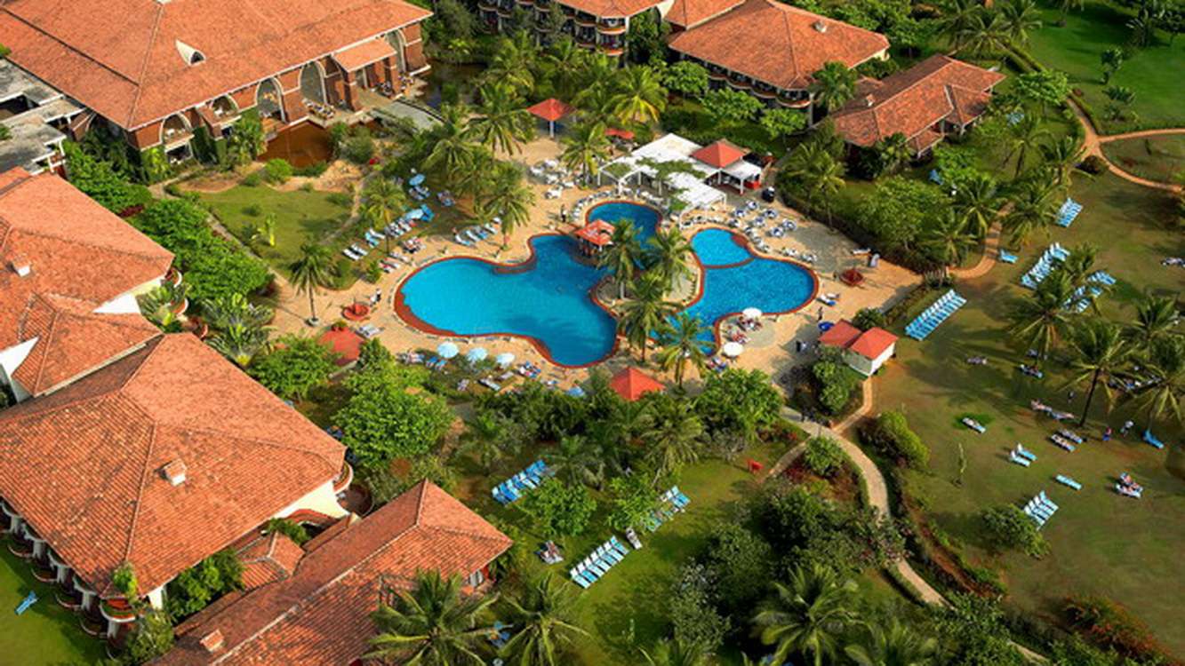 Ramada Caravela Beach Resort