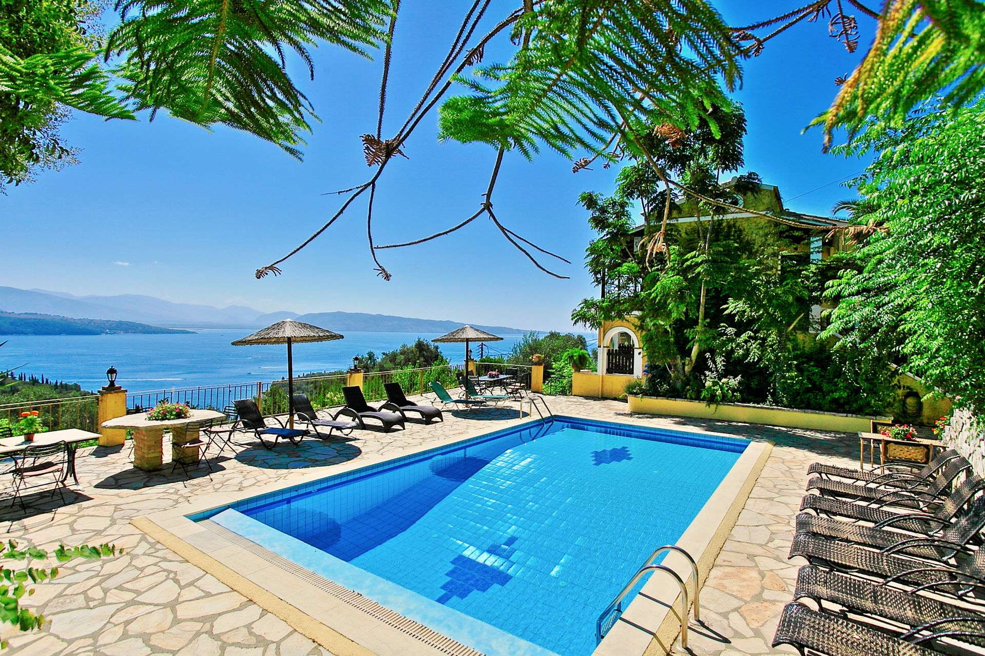 Villa Teresa Beach Resort