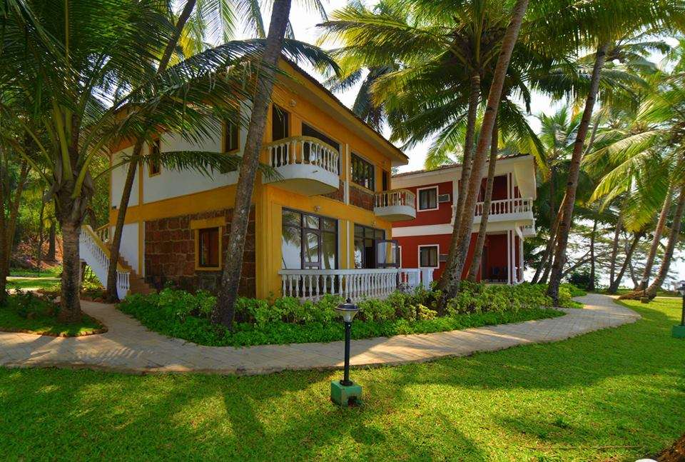  Bambolim Beach Resort