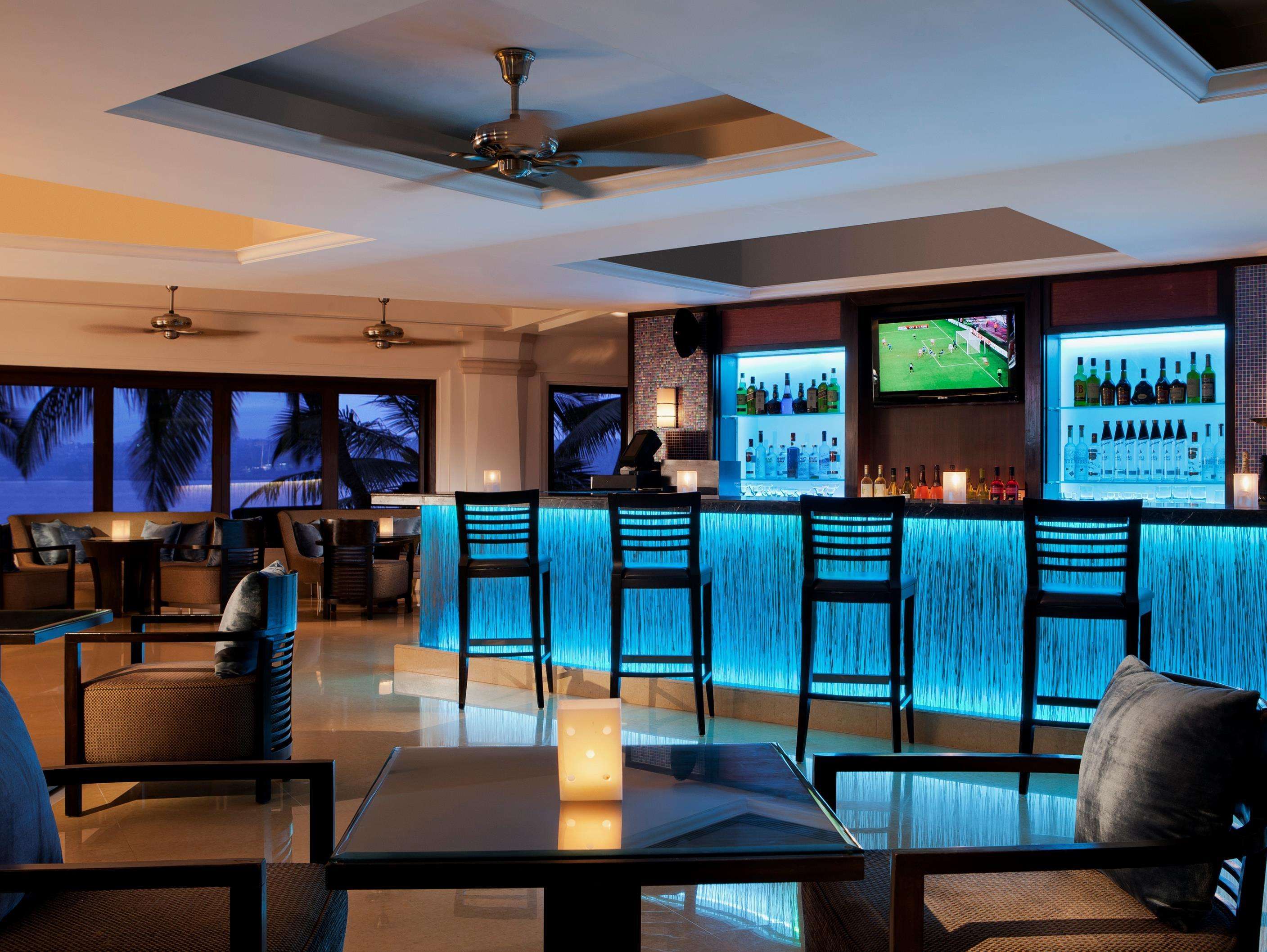 AZ.U.R Lounge, Marriott Goa