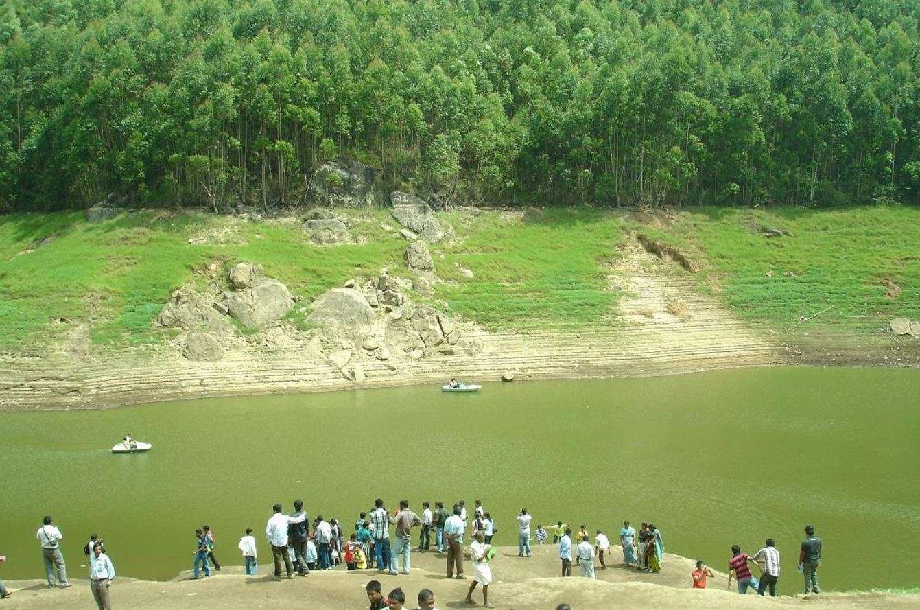 Scream The Name of Your Partner At Echo Point