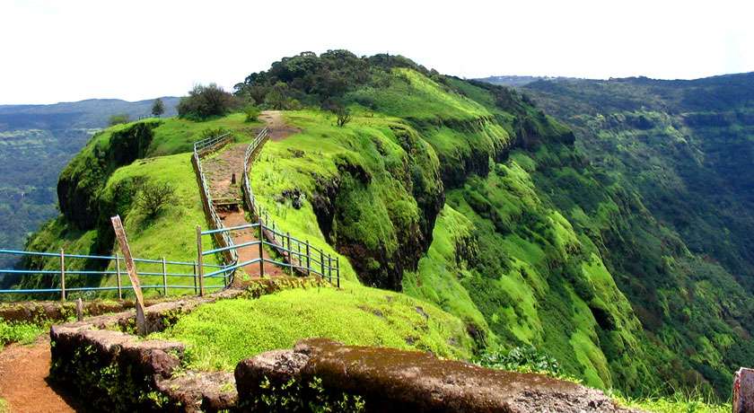 Mahabaleshwar (120 km from Pune)