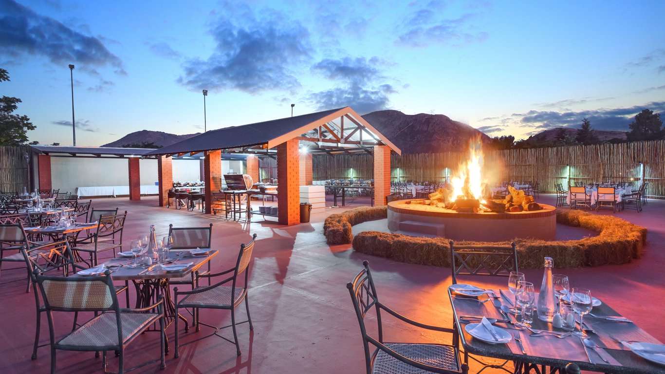 Protea Hotel By Marriott Rustenburg Hunters Rest