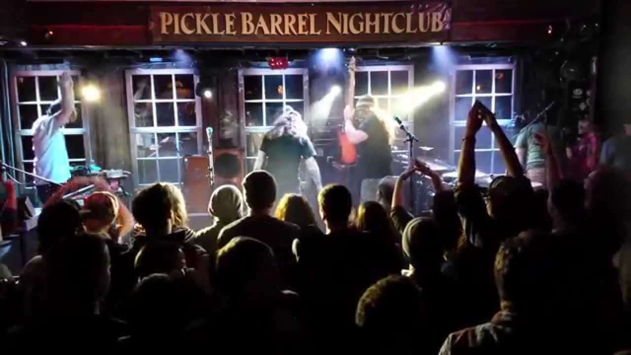 Barrel Night Club