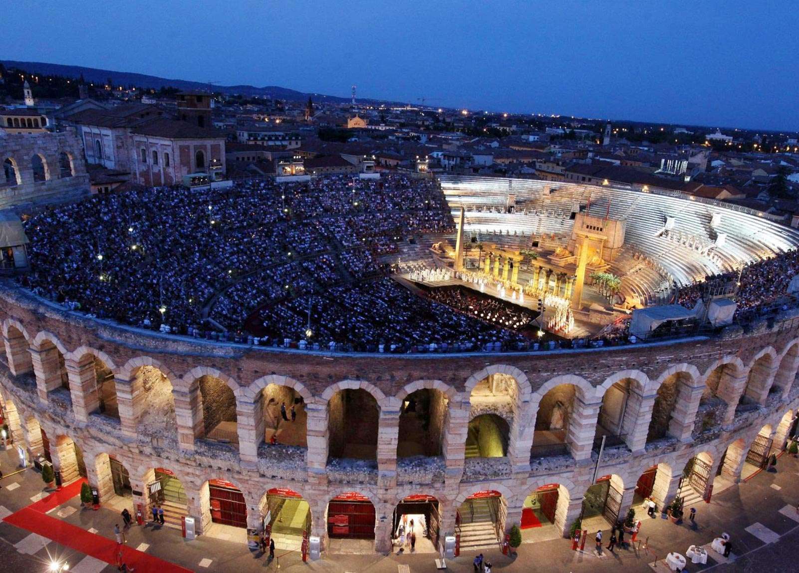 Watch An Opera In Verona
