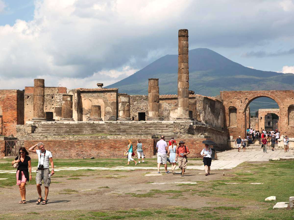 Learn History Of Pompeii