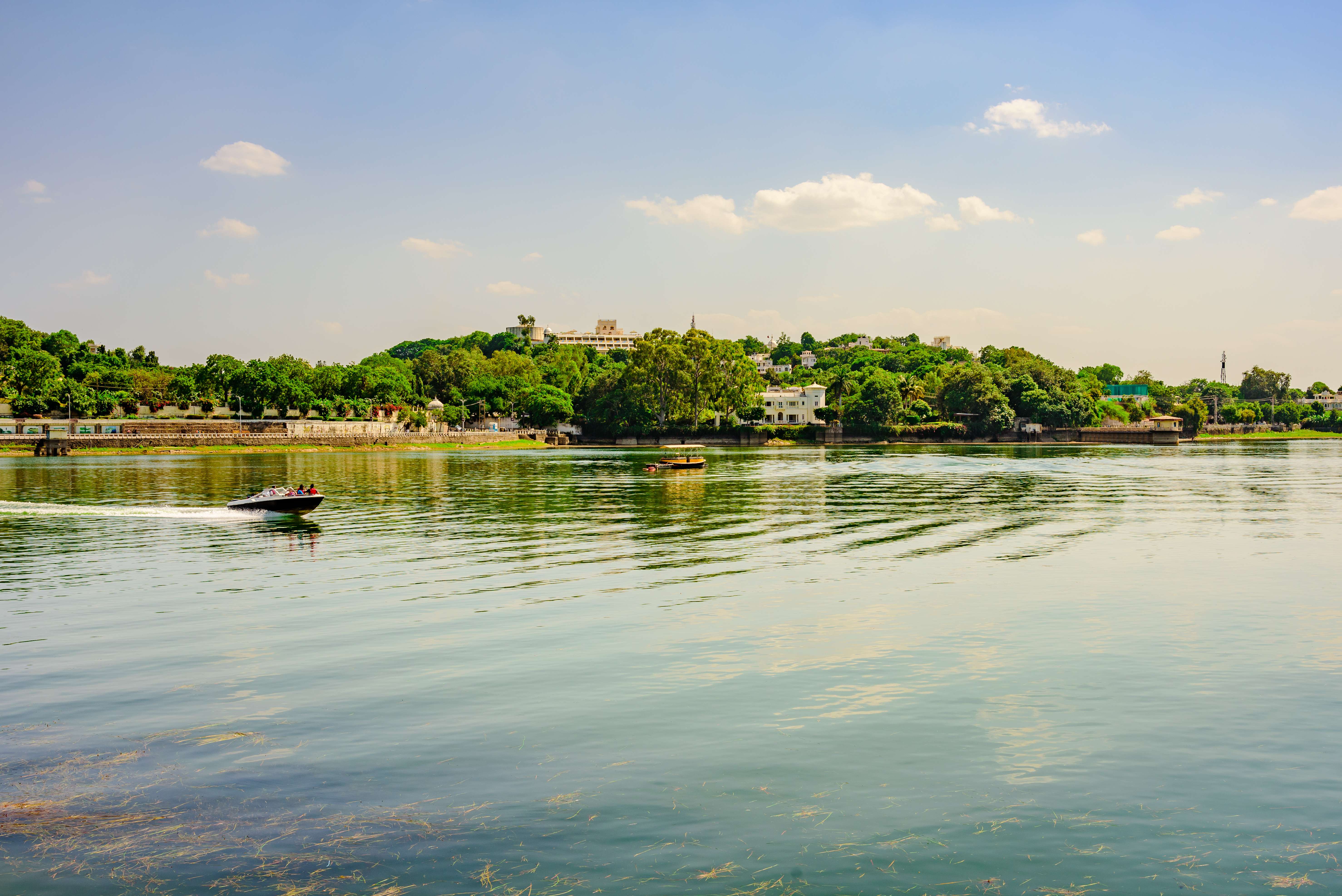 Speed Boat Ride on Fateh Sagar Lake