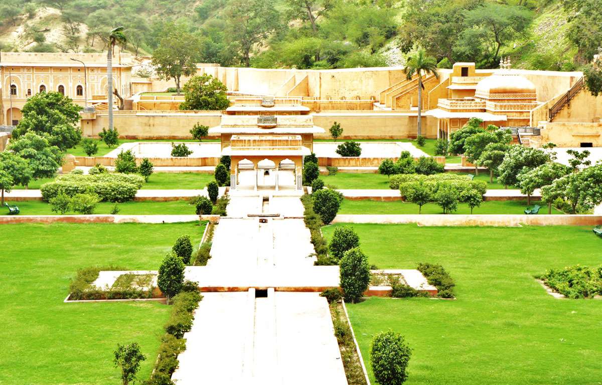 Sisodia Rani Ka Bagh