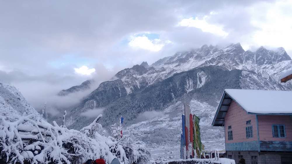 Lachung (103 Km from Gangtok)