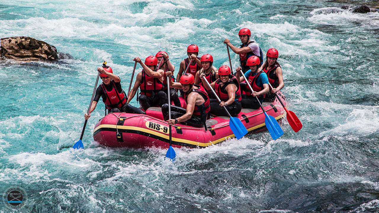 Rafting  in Teesta