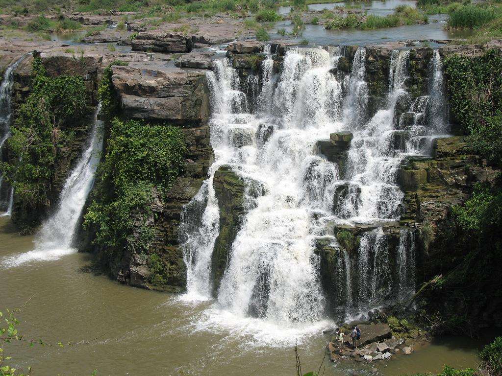 Seven Sisters Waterfall