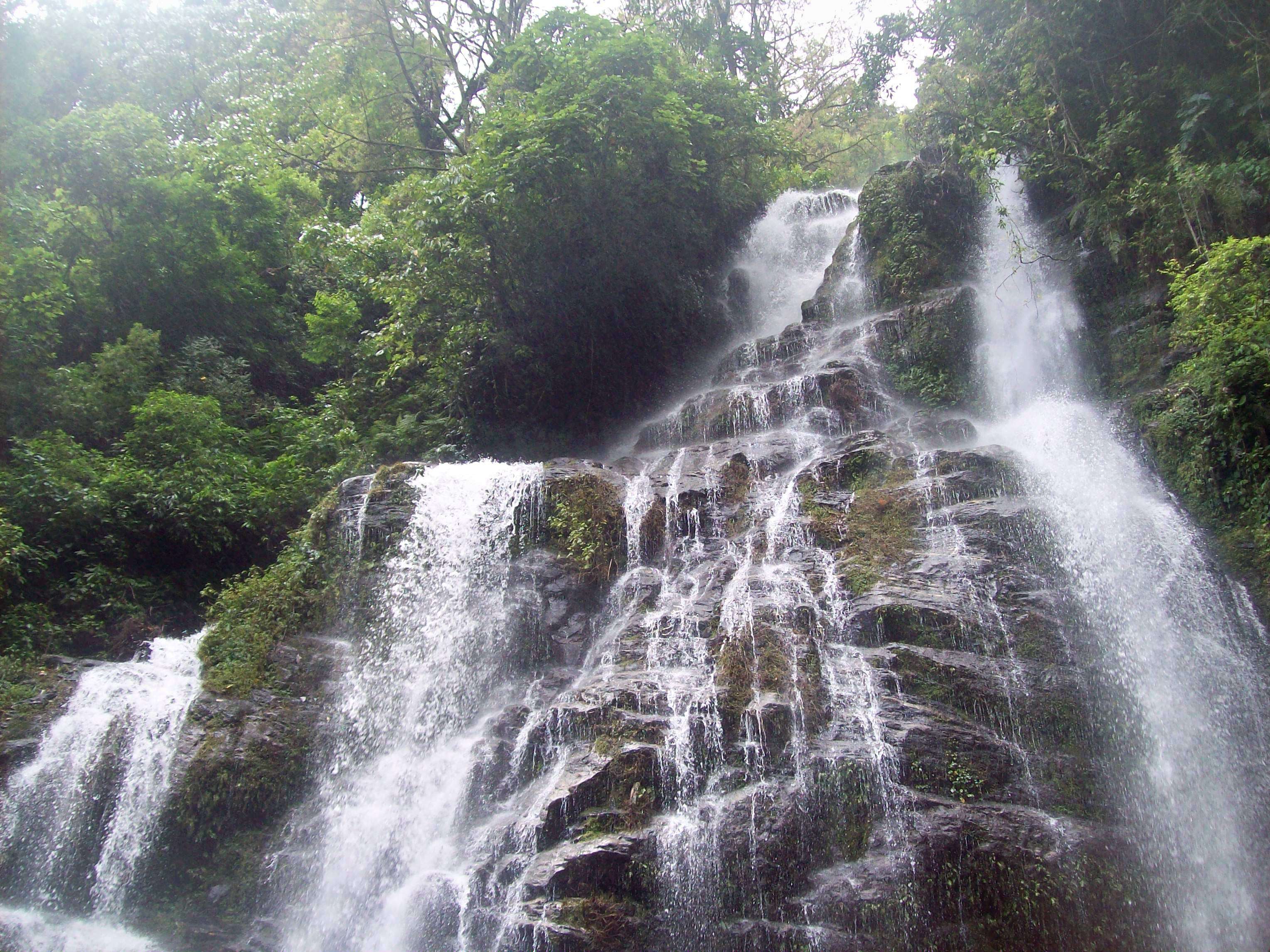 Kanchenjunga Fall
