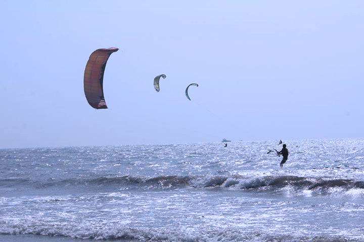 Kite Surfing in Goa