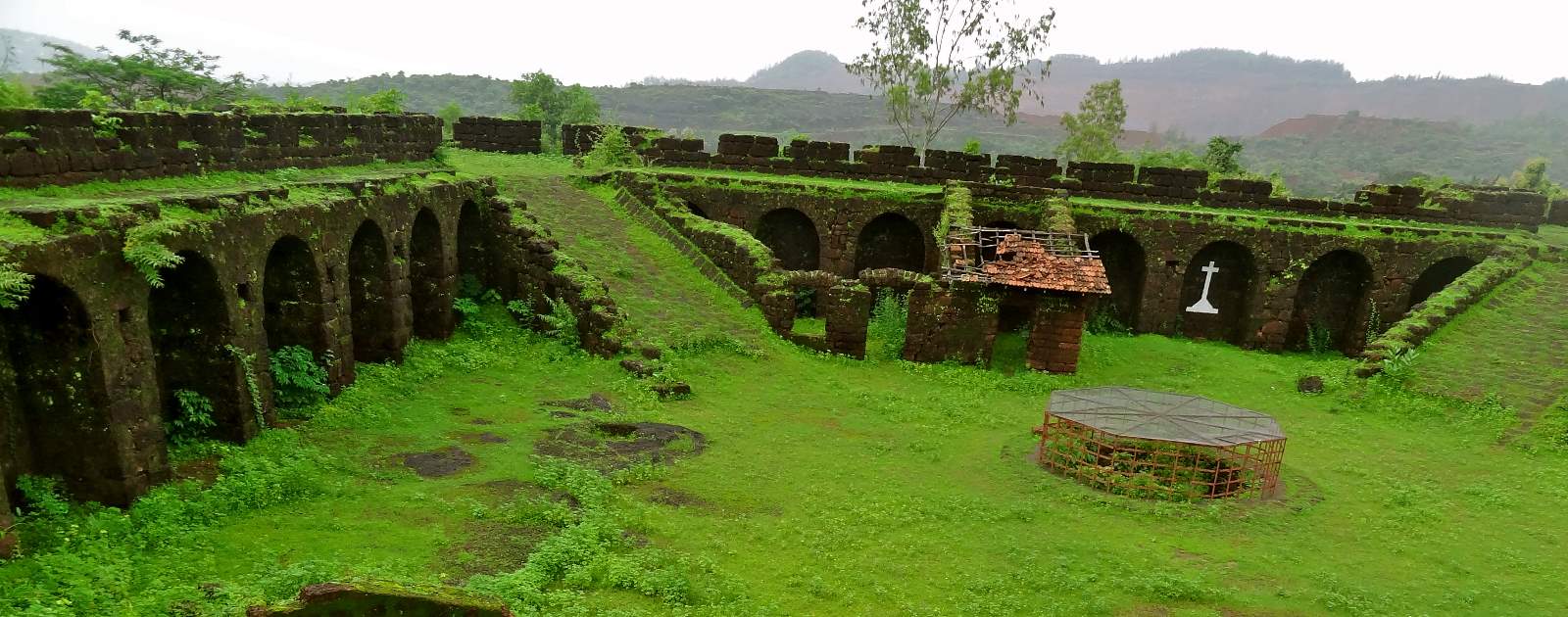 Mormugao fort