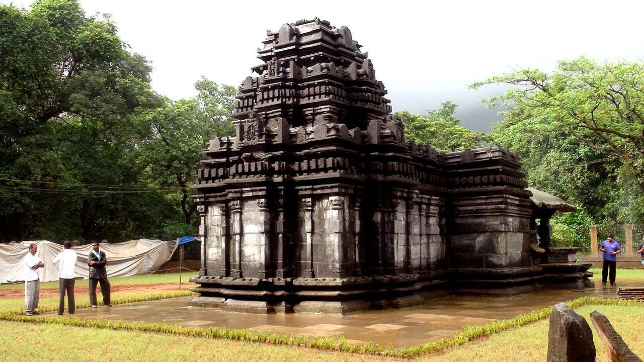 Mahadev Temple, Tambdisurla