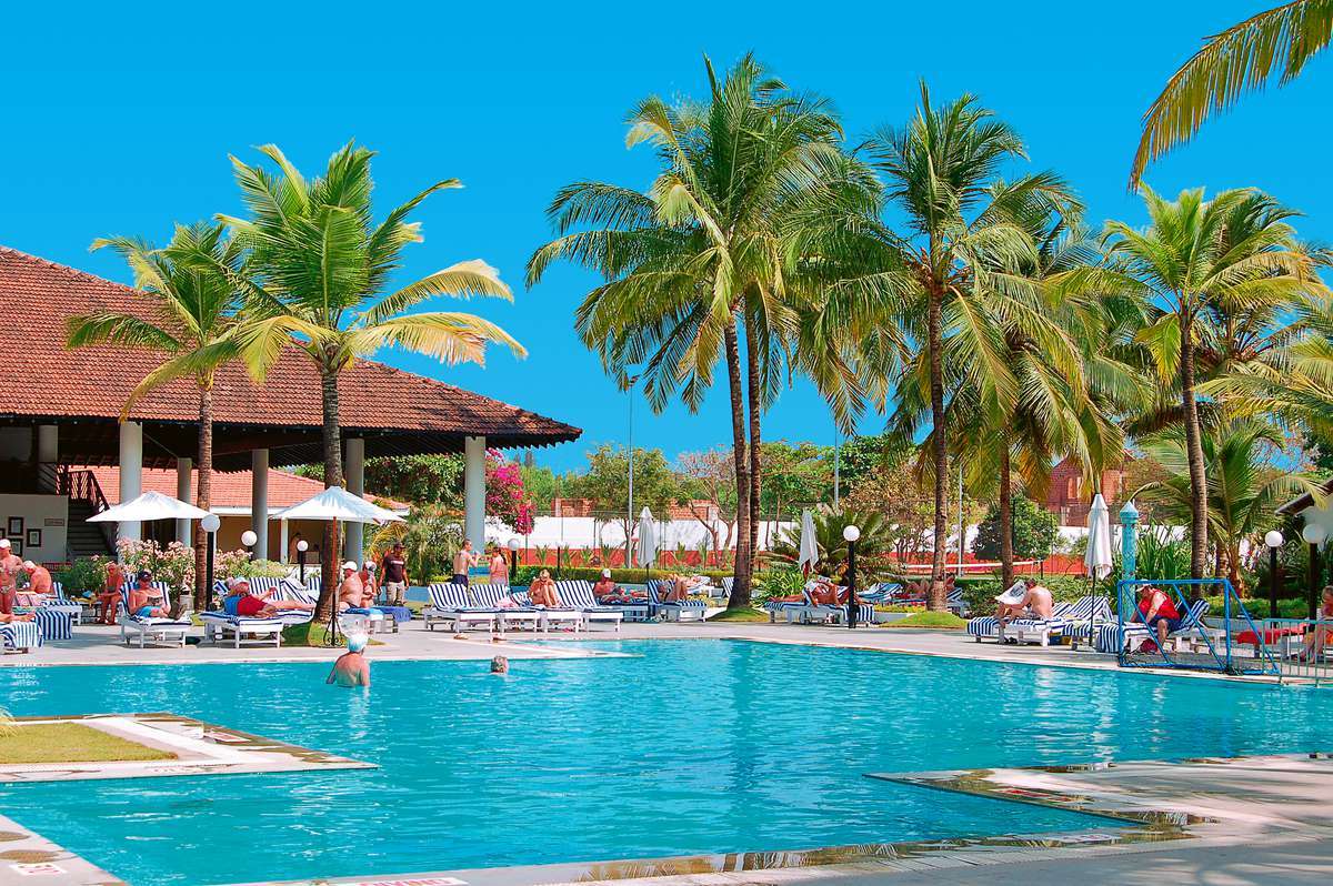 Dona Sylvia Beach Resort