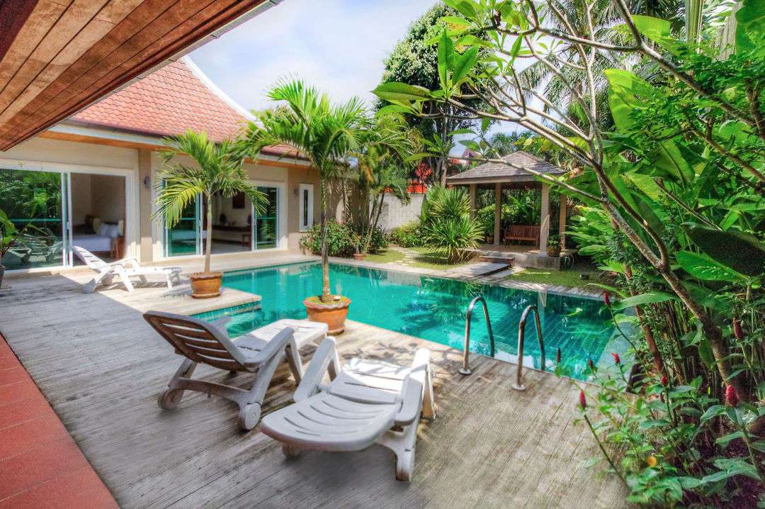 Relax in a Tropical Setting at a Grand Villa in Phuket