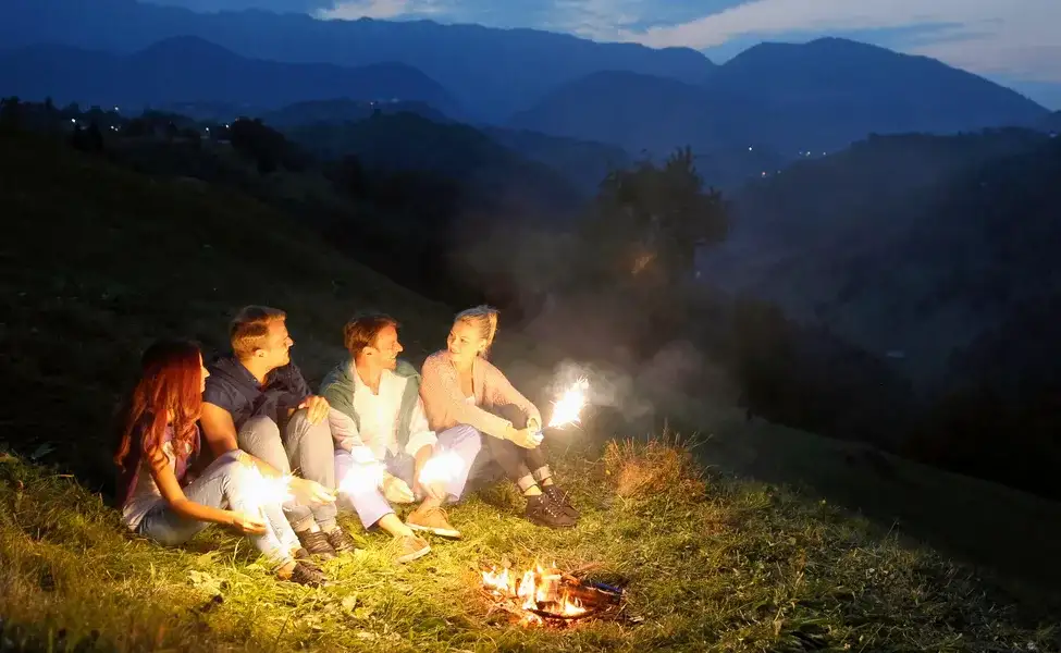 Paragliding in Bir Billing with Trekking and Camping