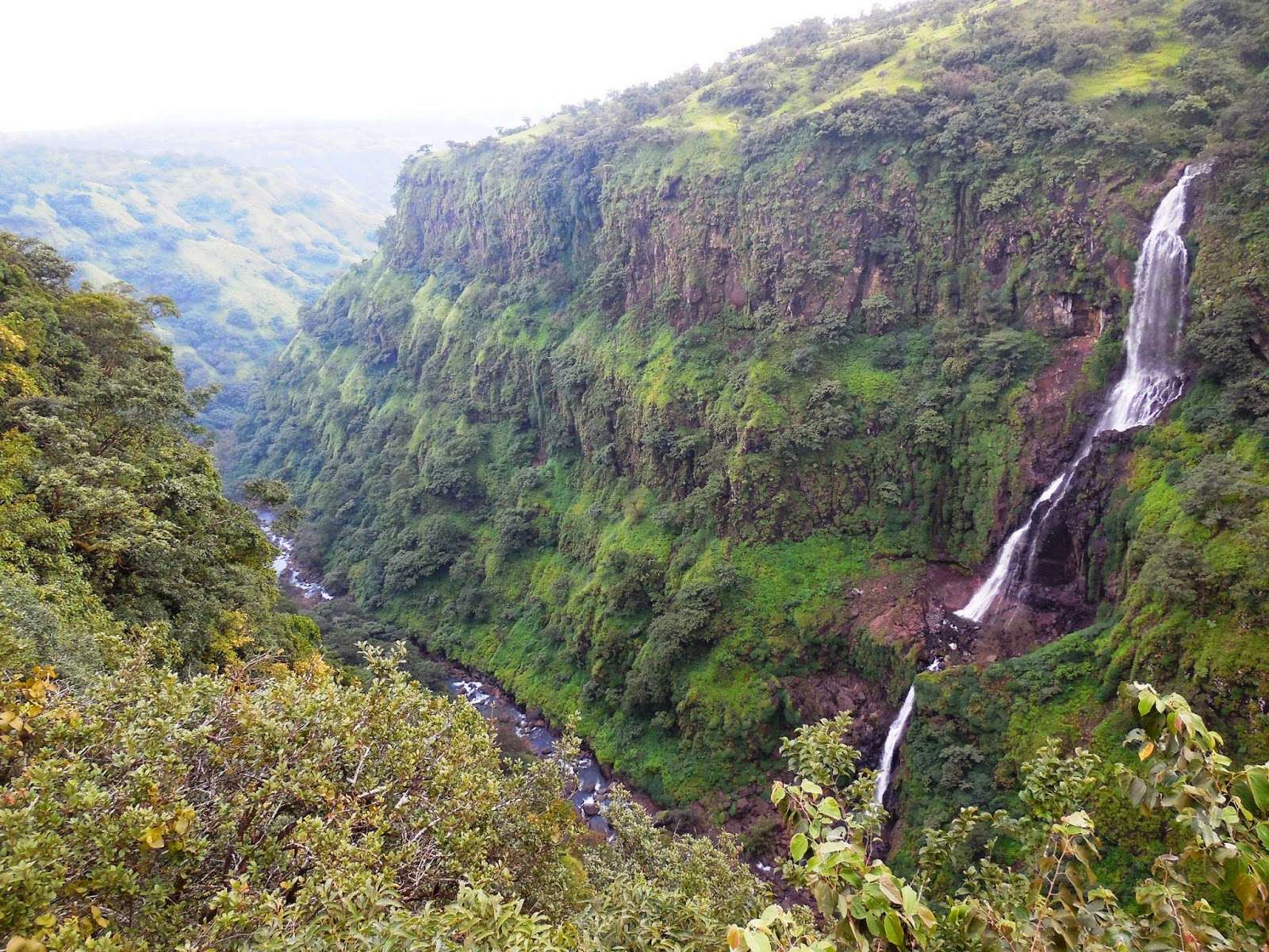 Satara (112 km from Pune)