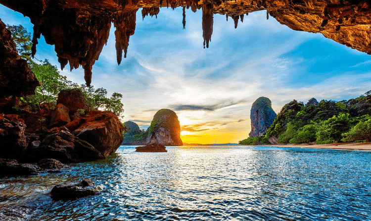 Explore Railay Beaches & Caves