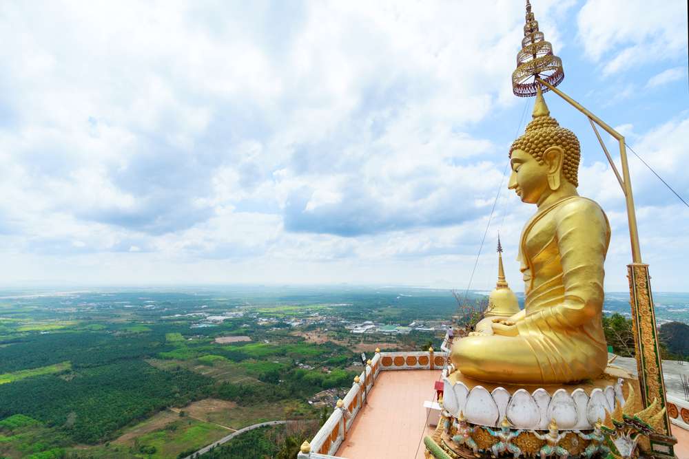 Visit a Temple in a Cave at Wat Tham Sua
