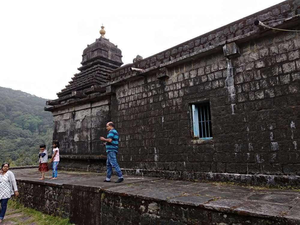 Pray at Sakleshwara Temple